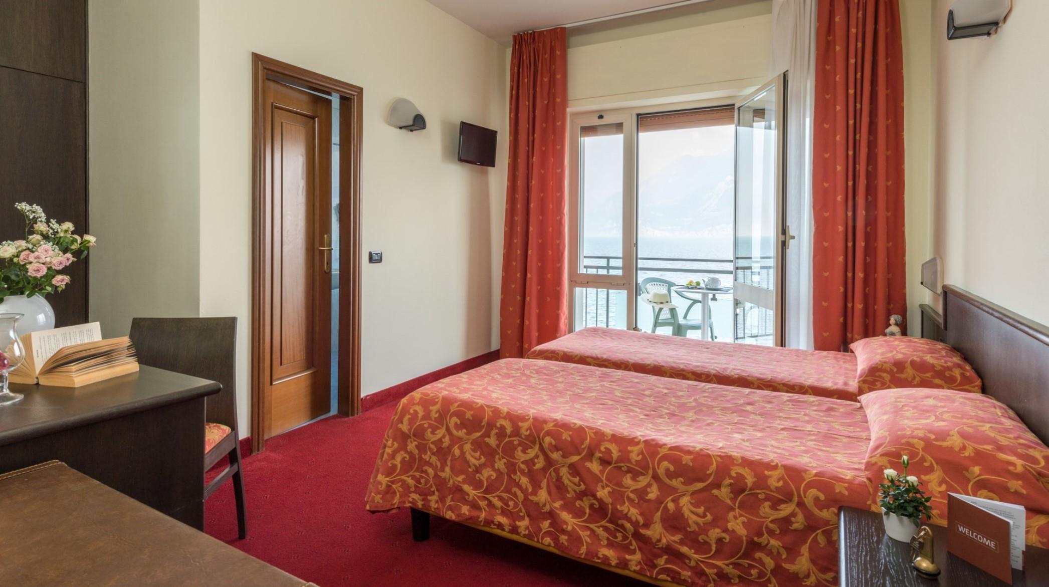 Hotel Drago Brenzone sul Garda Eksteriør billede