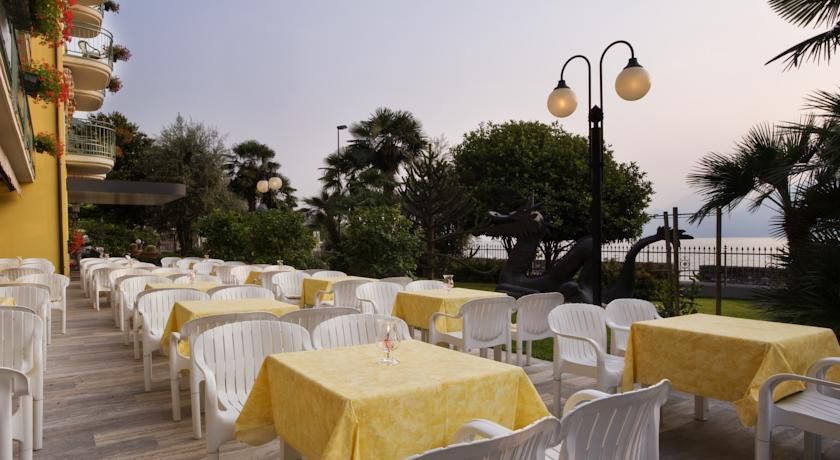 Hotel Drago Brenzone sul Garda Eksteriør billede
