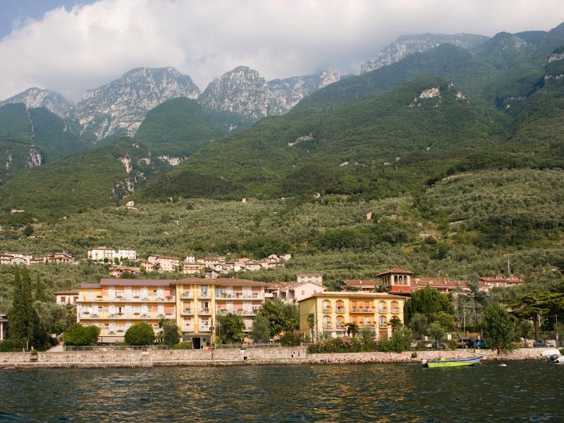 Hotel Drago Brenzone sul Garda Eksteriør billede